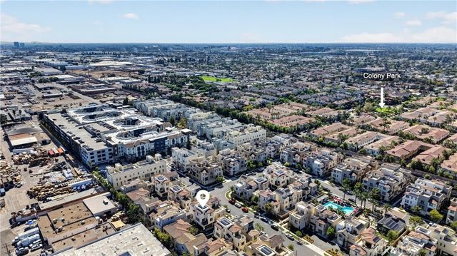 592 S Motif, Anaheim, CA 92805