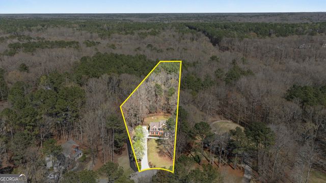 225 Monarch Drive, Peachtree City, GA 30269