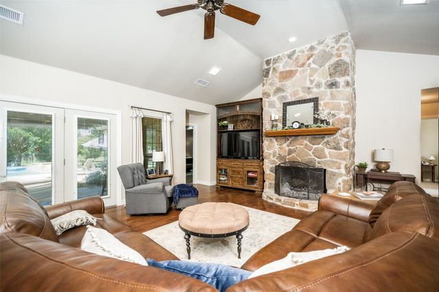 778 County Road 3141, Decatur, TX 76234