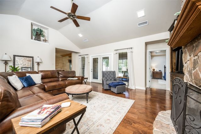 778 County Road 3141, Decatur, TX 76234