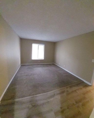 202 Foxtail Drive F3, Greenacres, FL 33415