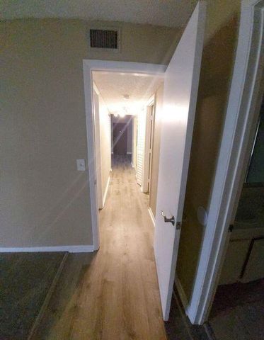 202 Foxtail Drive F3, Greenacres, FL 33415