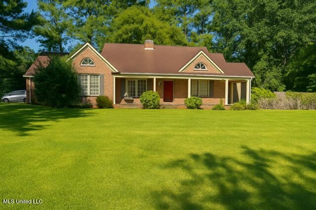 127 Lipford Street, Tupelo, MS 38801