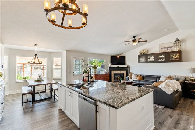 5948 W RIVER ROCK PL, Salt Lake City, UT 84118