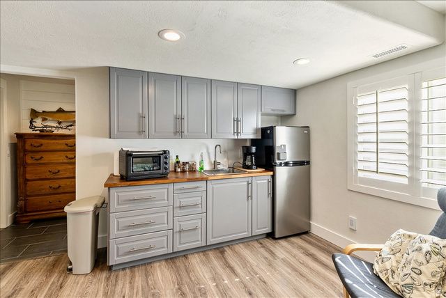 5948 W RIVER ROCK PL, Salt Lake City, UT 84118