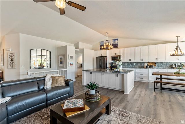 5948 W RIVER ROCK PL, Salt Lake City, UT 84118