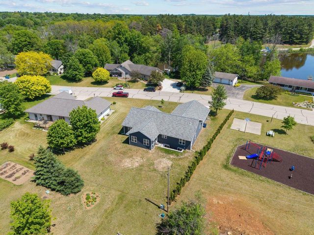 65 SHORE DRIVE, Clintonville, WI 54929