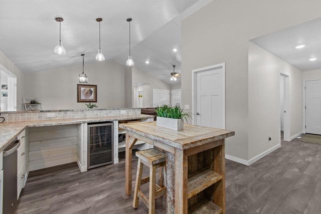 65 SHORE DRIVE, Clintonville, WI 54929