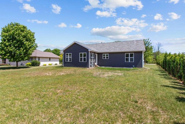 65 SHORE DRIVE, Clintonville, WI 54929