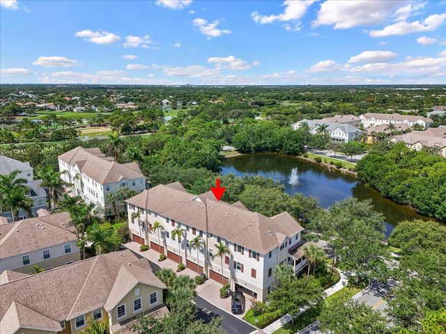 335 E Thatch Palm Circle 104, Jupiter, FL 33458