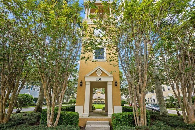 335 E Thatch Palm Circle 104, Jupiter, FL 33458