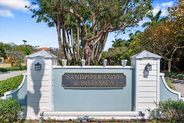 335 E Thatch Palm Circle 104, Jupiter, FL 33458