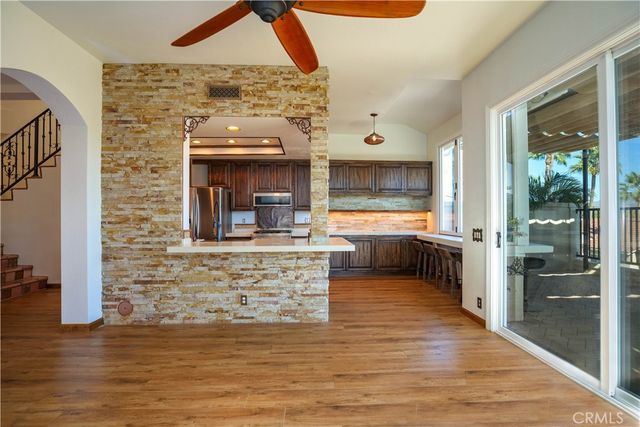 650 Ivywood Lane E, Simi Valley, CA 93065