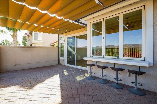 650 Ivywood Lane E, Simi Valley, CA 93065