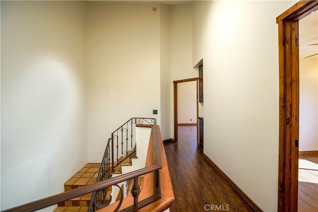 650 Ivywood Lane E, Simi Valley, CA 93065