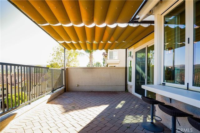 650 Ivywood Lane E, Simi Valley, CA 93065