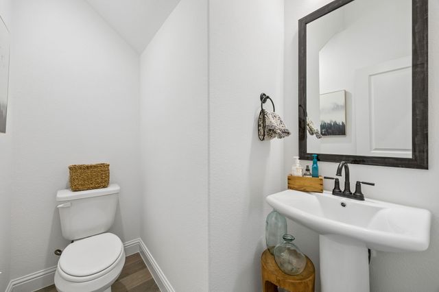 7035 Granbury Lane, Grand Prairie, TX 75054