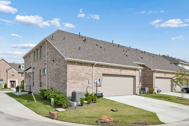 7035 Granbury Lane, Grand Prairie, TX 75054