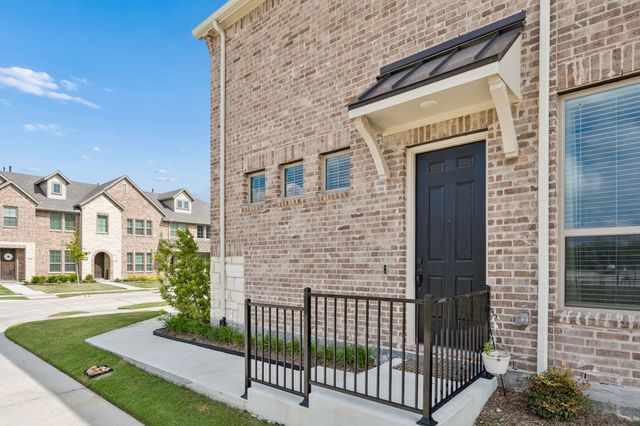 7035 Granbury Lane, Grand Prairie, TX 75054