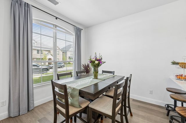 7035 Granbury Lane, Grand Prairie, TX 75054