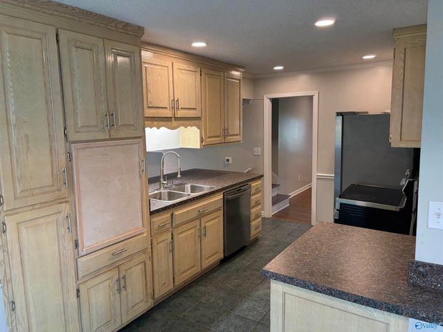 2109 Villaret Drive, Huntsville, AL 35803