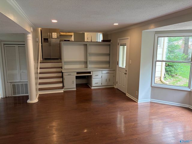 2109 Villaret Drive, Huntsville, AL 35803