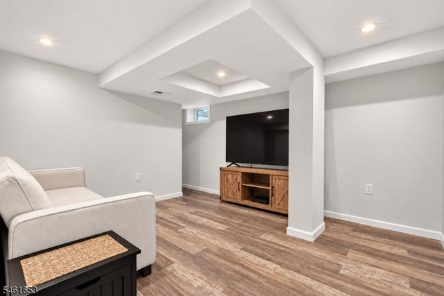 187 Kent St, Hackensack City, NJ 07601