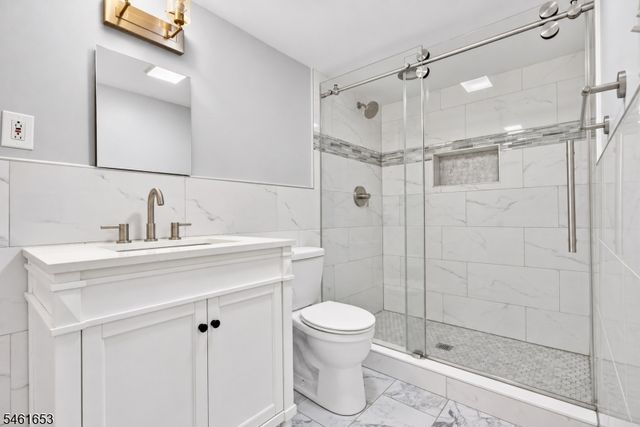 187 Kent St, Hackensack City, NJ 07601