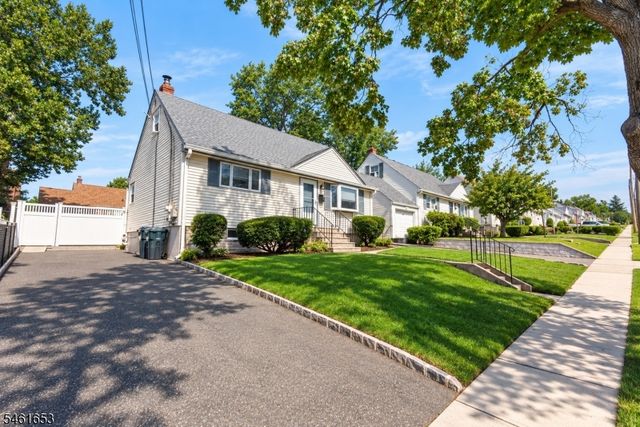 187 Kent St, Hackensack City, NJ 07601