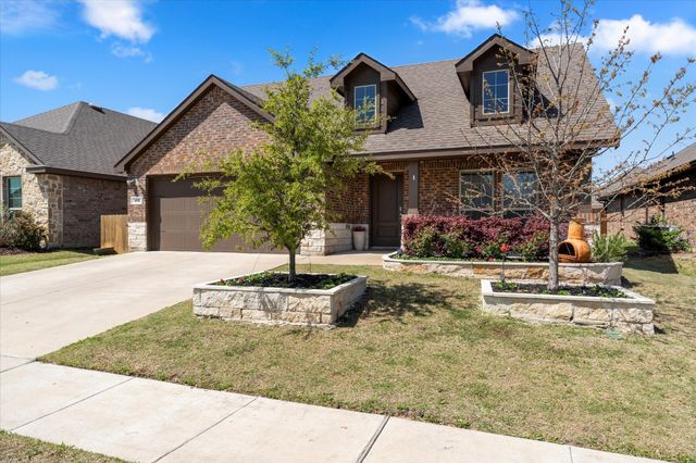 137 Red Hickory Drive, Royse City, TX 75189