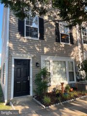 8191 COCKBURN CT #148, Lorton, VA 22079