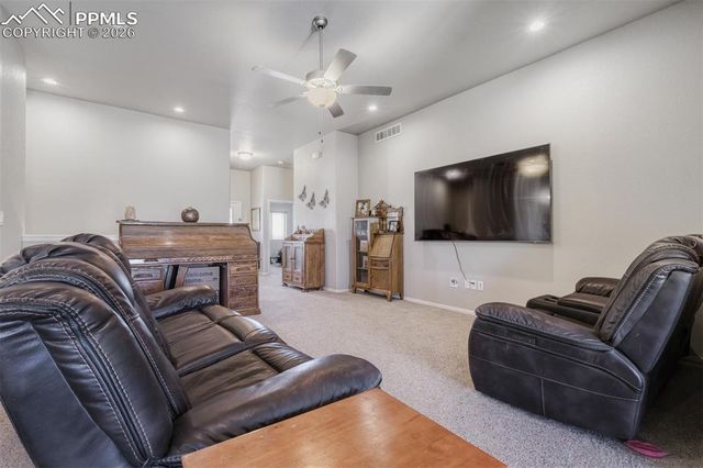555 N Verbena Drive, Pueblo, CO 81007