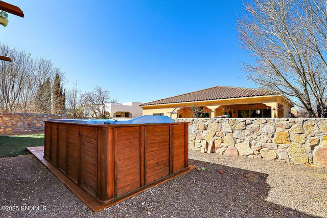 3685 Santa Sabina, Las Cruces, NM 88012