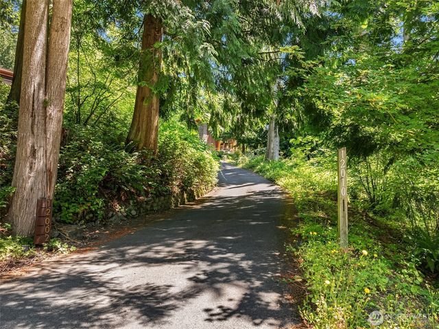 12010 210th Place SE, Issaquah, WA 98027