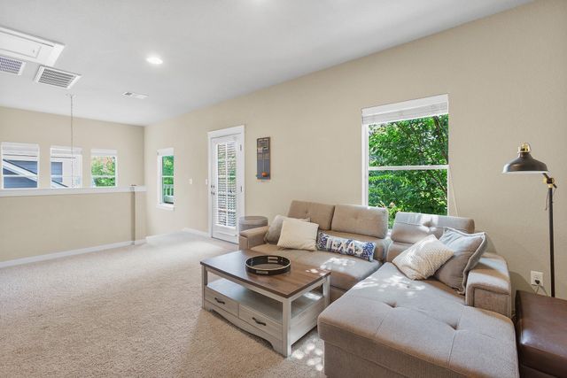 3808 Mattie ST, Austin, TX 78723