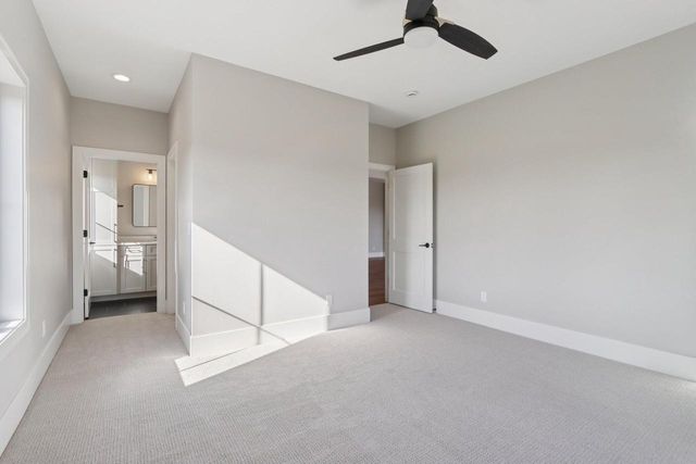 W279N6010 Serenity DRIVE, Sussex, WI 53089