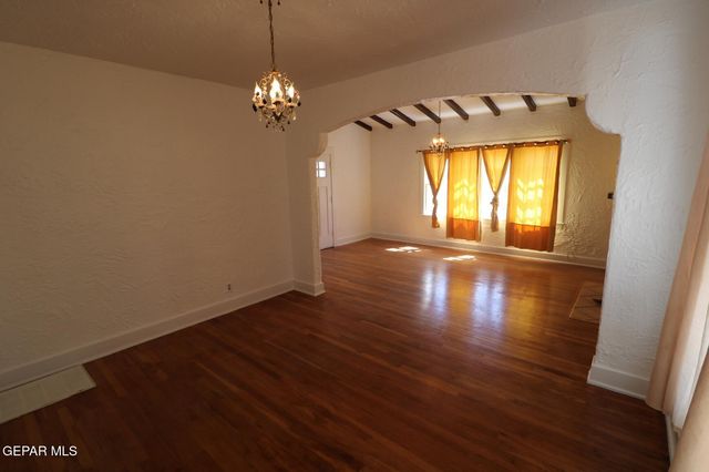 2725 GOLD Avenue, El Paso, TX 79930