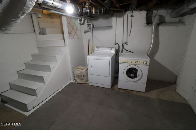 2725 GOLD Avenue, El Paso, TX 79930