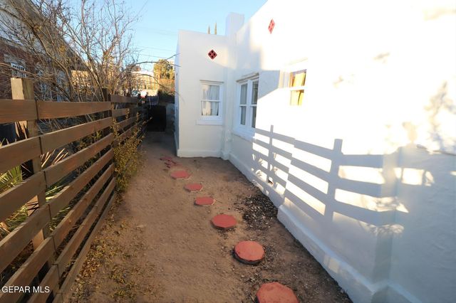 2725 GOLD Avenue, El Paso, TX 79930