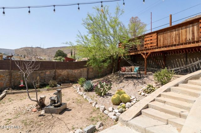 2725 GOLD Avenue, El Paso, TX 79930