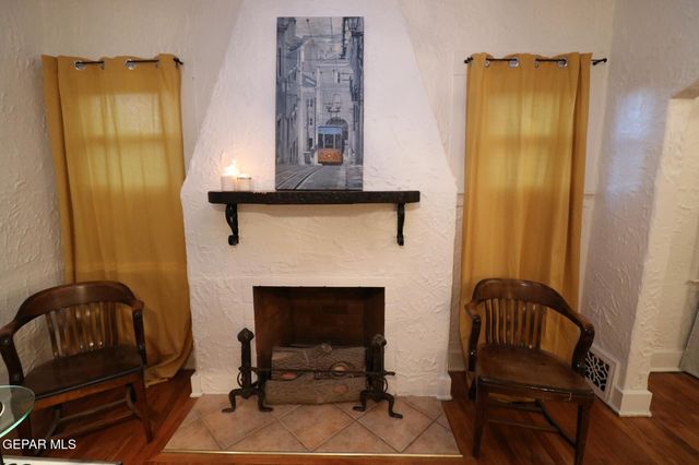 2725 GOLD Avenue, El Paso, TX 79930