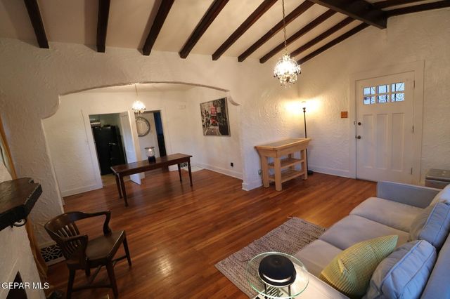 2725 GOLD Avenue, El Paso, TX 79930