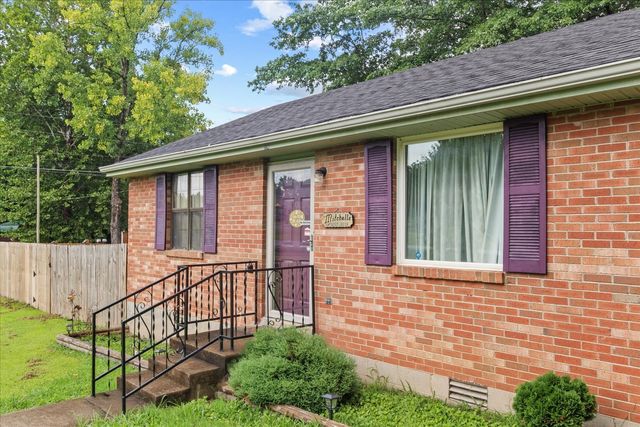 236 Tennsco Dr, Dickson, TN 37055
