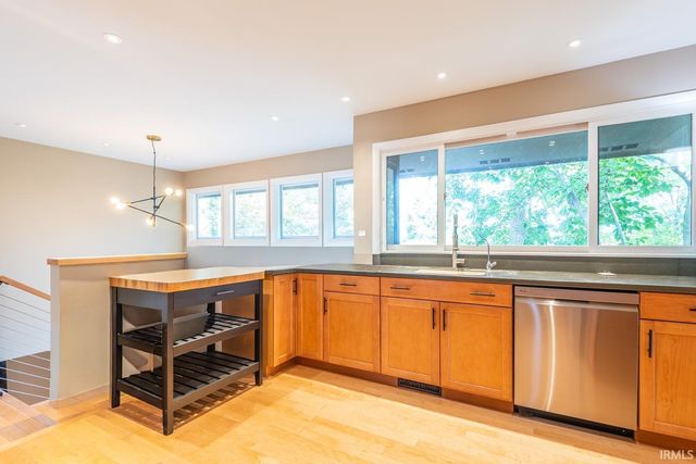 469 E Kenwood Place, Bloomington, IN 47408
