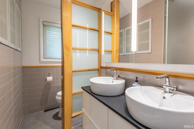 469 E Kenwood Place, Bloomington, IN 47408