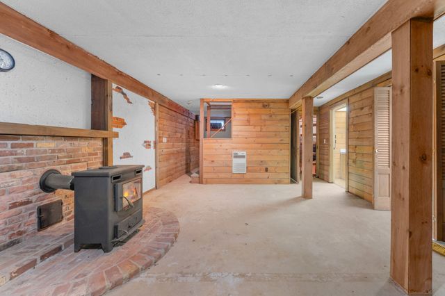 143 Hudson Rd, Stow, MA 01775
