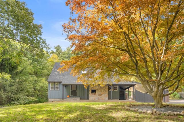 143 Hudson Rd, Stow, MA 01775