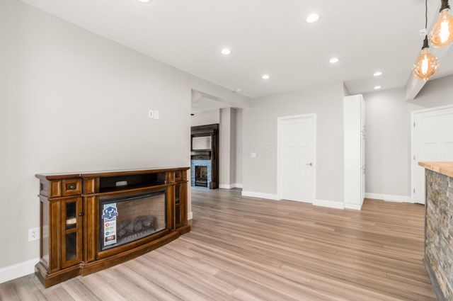 209 S Ogden Avenue, Columbus, OH 43204