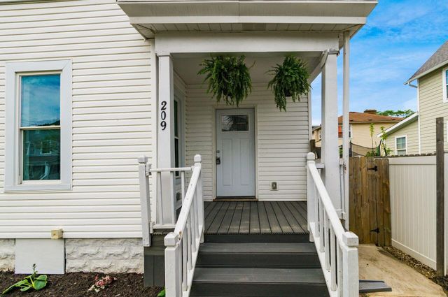 209 S Ogden Avenue, Columbus, OH 43204