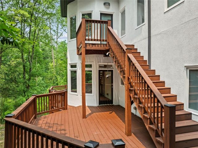 4000 Wieuca NE Road, Atlanta, GA 30342